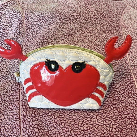 Betsey Johnson Handbags - Betsey Johnson Kitsch Nylon Travel Cosmetic Case